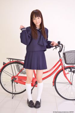 《人尽可夫女王蜂》
